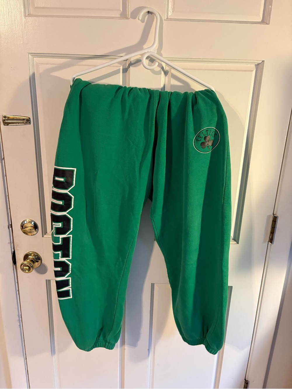 PINK Victoria's Secret Green NBA Fleece Sweatpants - Picture 2 of 6